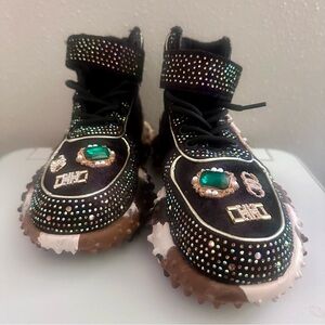 Black Shoes, Sneakers, with Rhinestone Accents Camo Bottom Size EU 39/US 8